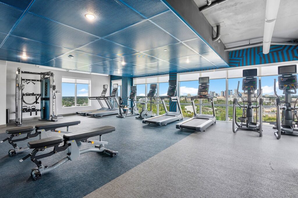 019-501Southeast24thStreet-FortLauderdale-FL-33316-SMALL-1024×682