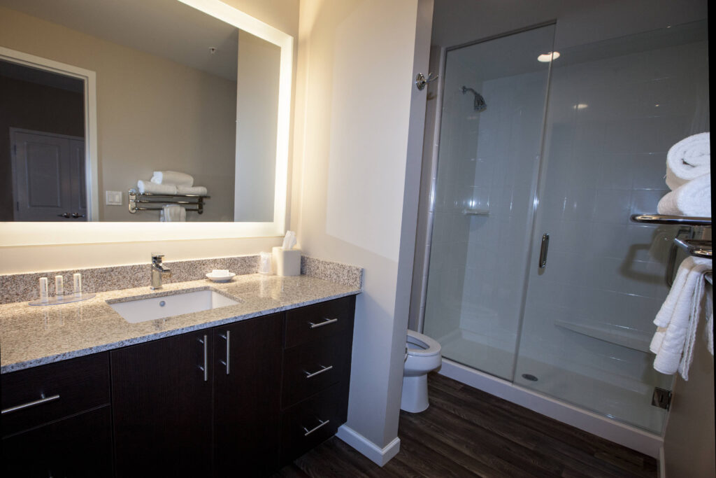 pbitb-bathroom-0019-hor-clsc-1024×683